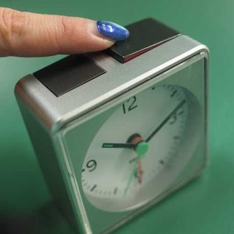 TFA push wecker