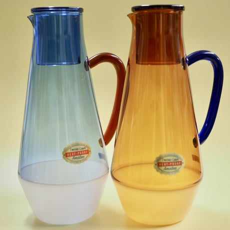 TWO TONE CARAFE