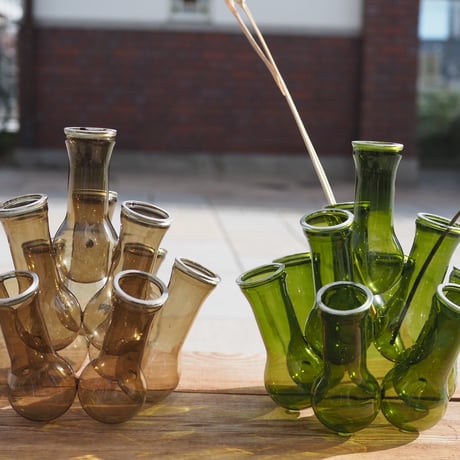MULTI HOLE VASE