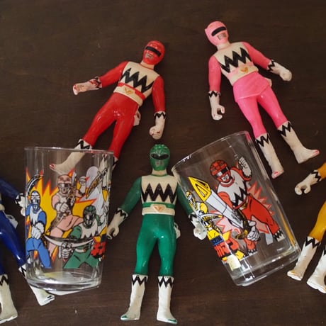 東映”星獣戦隊ギンガマン”Glass