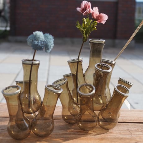 MULTI HOLE VASE