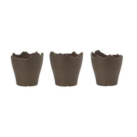 Plastic Pot Cliff No.4