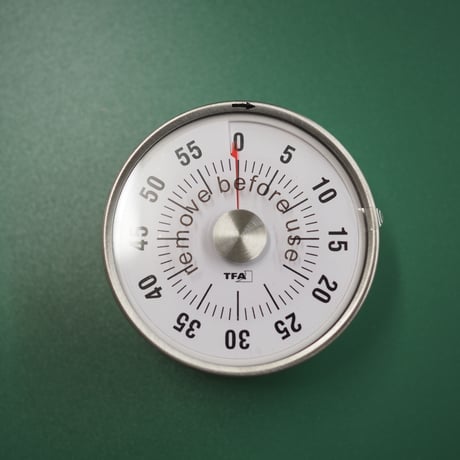 Analogue kitchen timer PUCK