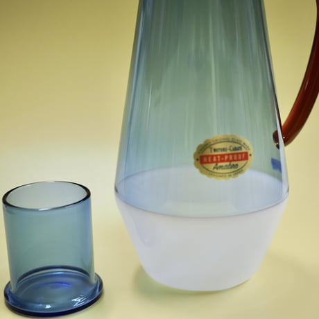 TWO TONE CARAFE
