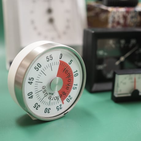 Analogue kitchen timer PUCK