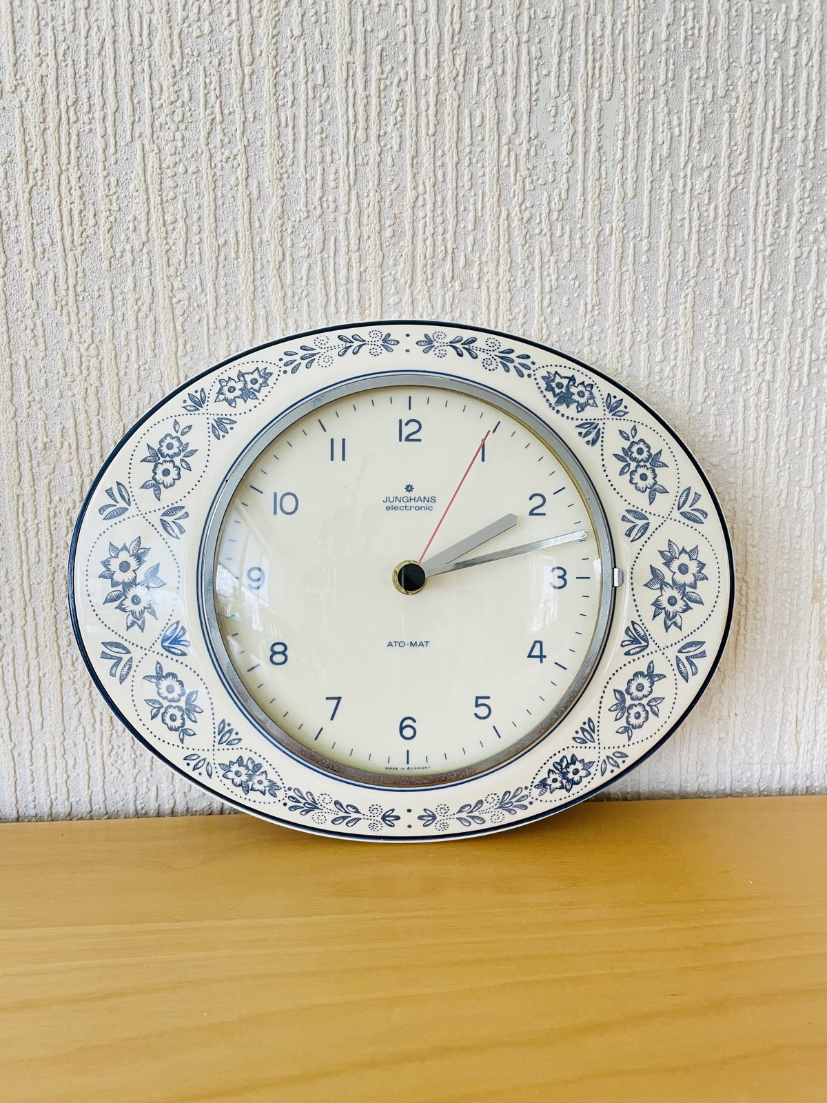 JUNGHANSユンハンス 水晶時計 皿時計 アンティークWERK751 