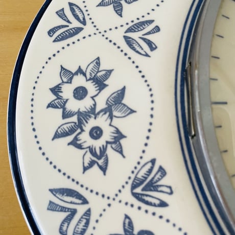 Junghans/ユンハンス/陶器製/壁掛け時計/ブルーのお花