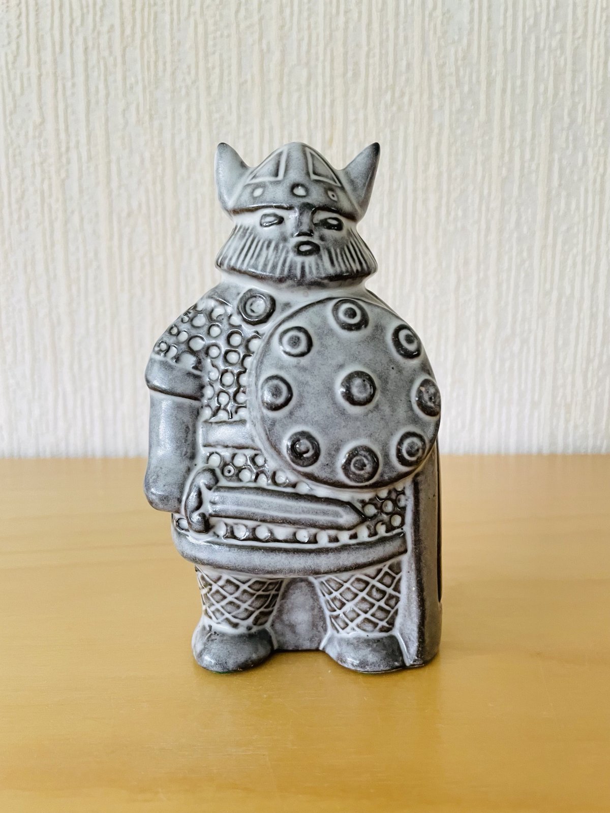 Uppsala Ekeby/ウプサラエケビー/Taisto Kaasinen/タイスト.カーシネン/Viking/バイキングのオブジェ高さ:13,5cm Uppsala Ekeby/ウプサラエケビー/Taisto Kaasinen/タイスト.カーシネン/Viking/バイキングのオブジェ高さ:13,5cm