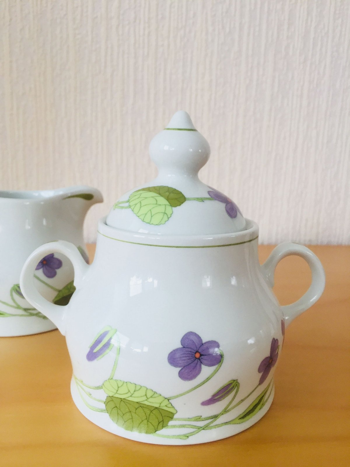 FIGGIO フィッギオ　蓋付きポット　キャニスター　レア！ FIGGIO フィッギオ 蓋付きポット キャニスター レア！ - メルカリ