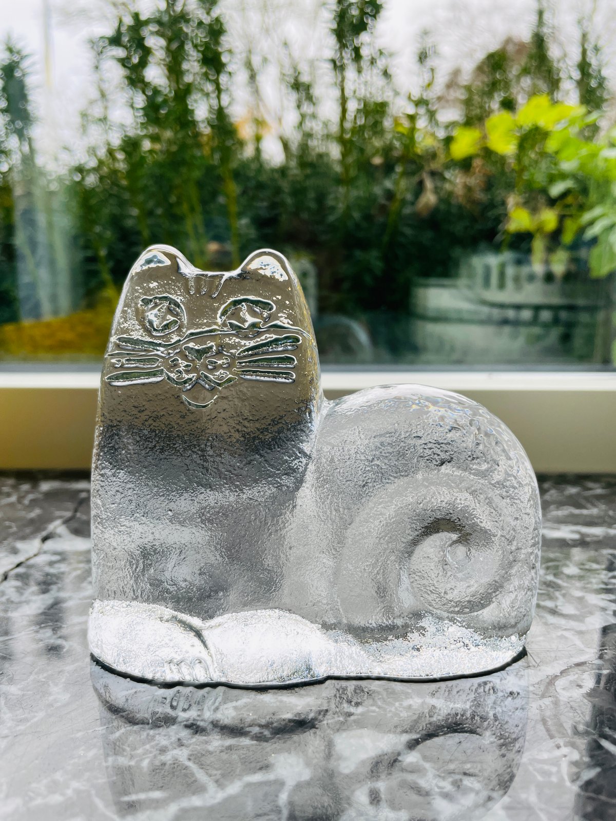 北欧 リサラーソン『ご機嫌な猫』ロイヤルクローナ ガラス ネコ 置物