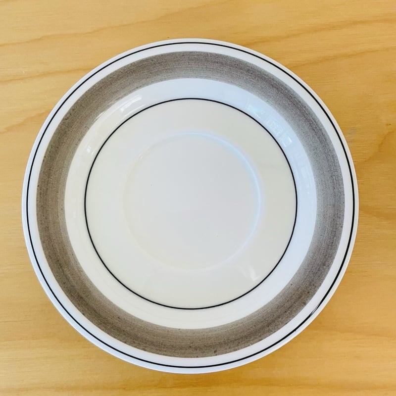 【超希少】ARABIA クロッカス グレーリム 食器セット カップ&ソーサー 皿 超希少】ARABIA クロッカス グレーリム 食器セット カップ