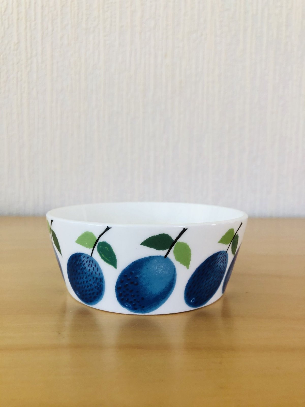 プルーヌス【Prunus】Gustavsberg フタ付き ボウル プルーヌス【Prunus】Gustavsberg フタ付き ボウル