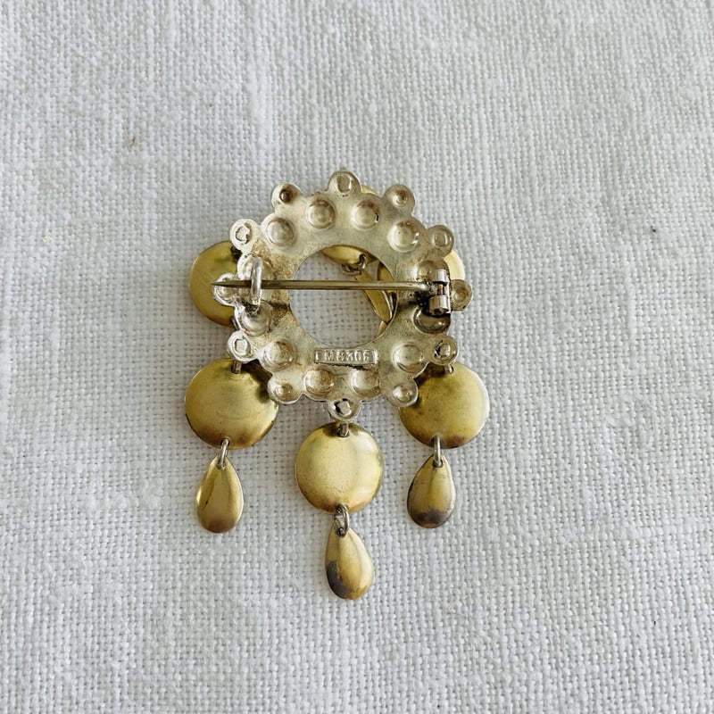 セール特集 ヴィンテージ シルバー製 ブローチ アコヤ本真珠 8粒装飾