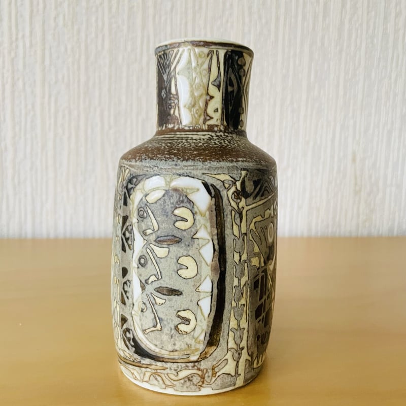 ロイヤルコペンハーゲンのFAJANCEです。とても貴重です ロイヤルコペンハーゲンのFAJANCEです。とても貴重です