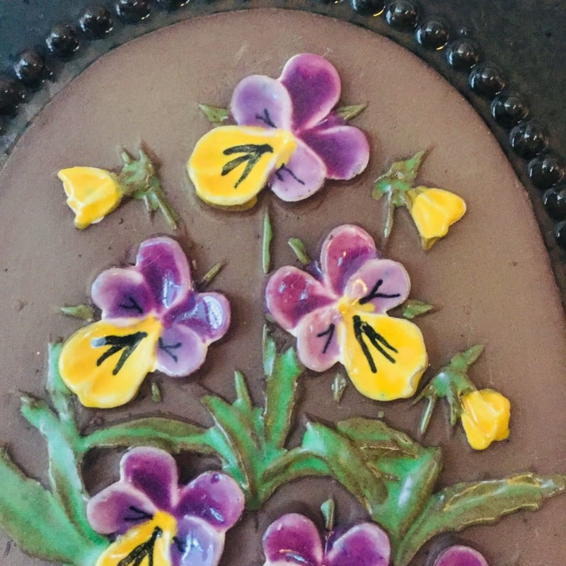 陶板 三色の花 ジィガントフタ 人気が高い - 置物