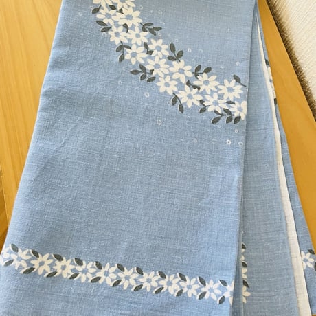 戸塚刺繍　テーブルクロス 戸塚刺繍 テーブルセンター テーブルクロス フランス刺繍 - メルカリ