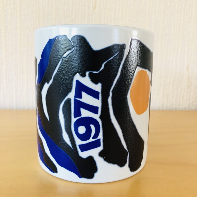 Royal Copenhagen/ロイヤルコペンハーゲン/イヤーズマグ/1977年 Royal Copenhagen/ロイヤルコペンハーゲン/イヤーズマグ/1977年