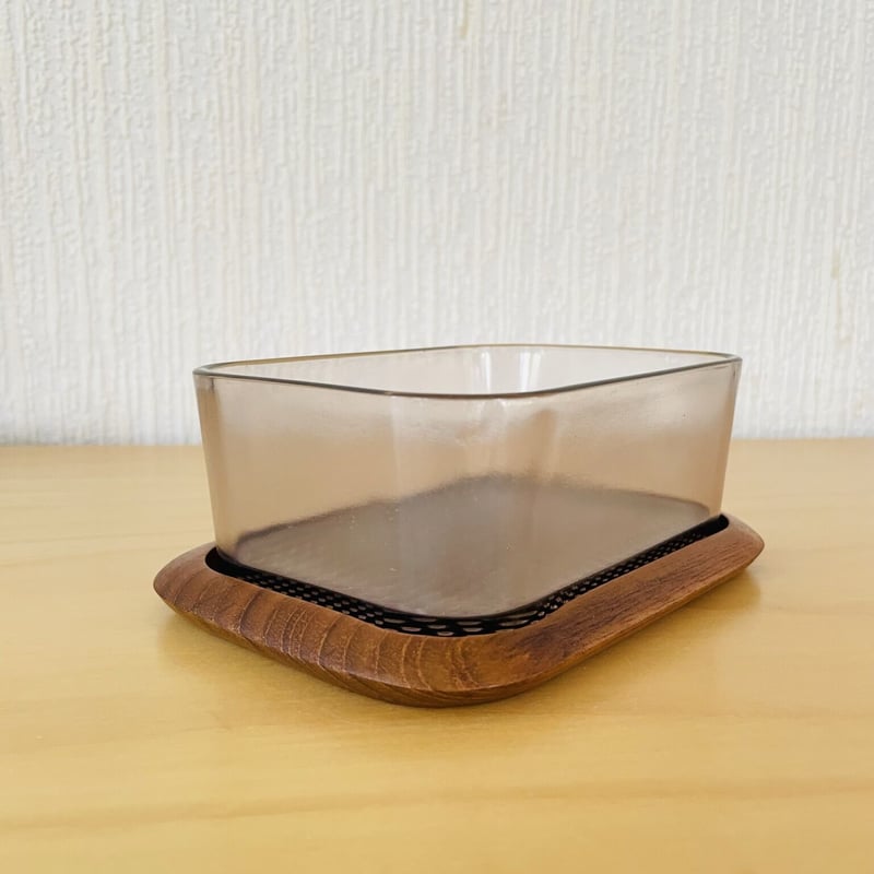 チークとヴィンテージガラスのバターケース | Wasurenagusa