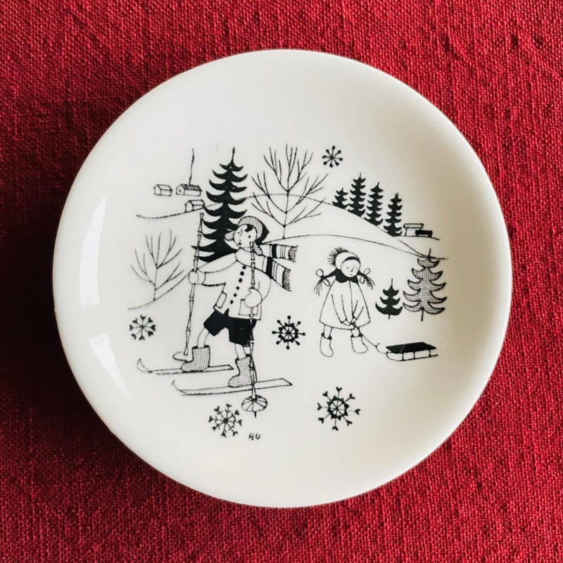 【希少】ARABIA ライヤ・ウオシッキネン キャニスター 希少】ARABIA ライヤ・ウオシッキネン キャニスター - メルカリ