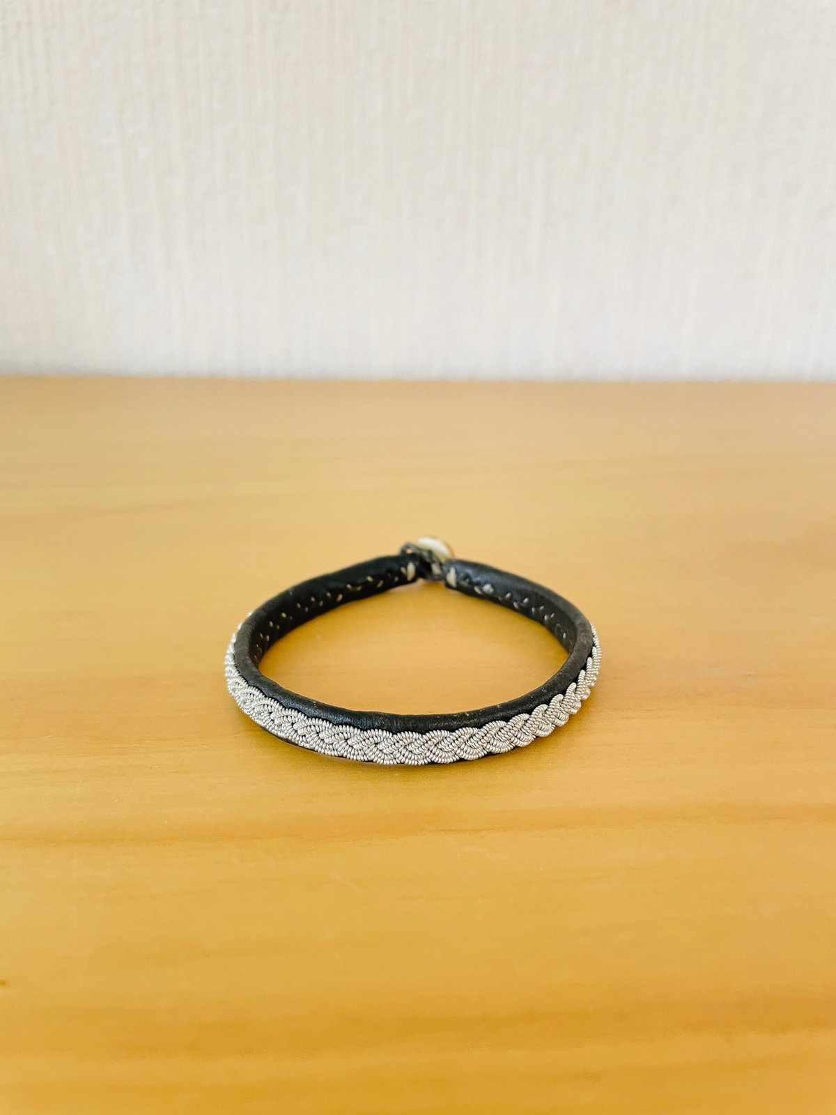 北欧ヴィンテージ/Sameslöjd/サーミ伝統手工芸品/本革&ピューターの 