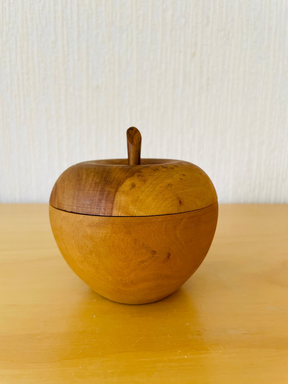 北欧ヴィンテージ/木製/リンゴ型小物入れ | Wasurenagusa 北欧ヴィンテージ/木製/リンゴ型小物入れ | Wasurenagusa