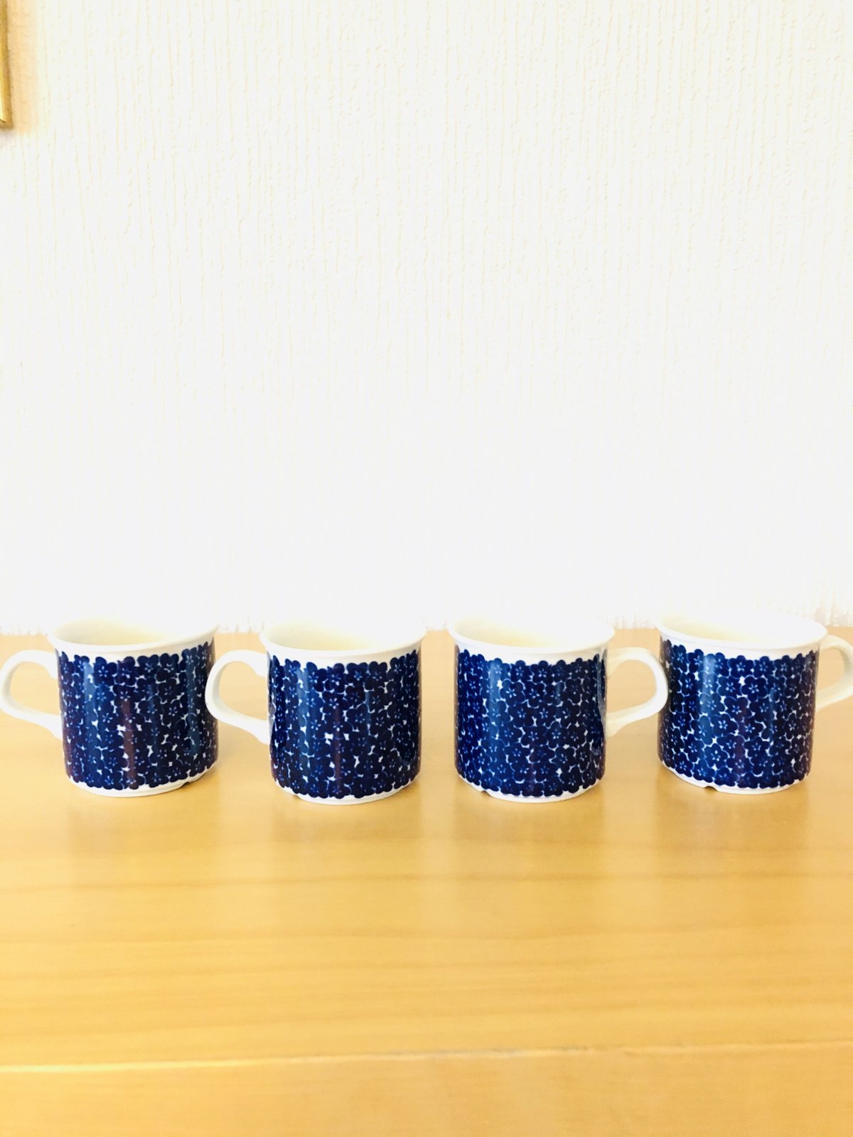 アラビア ファエンツァ デミタスカップ&ソーサー3客 プレート3枚