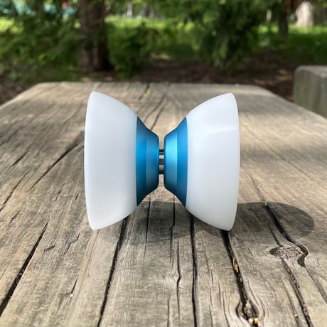 VIRGA / Matte Light Blue・White wing