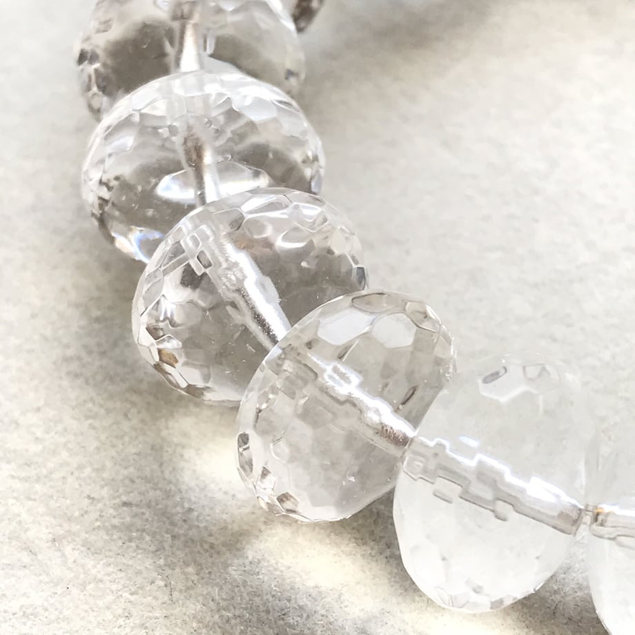 5debbd1f53a2464f5eee714f