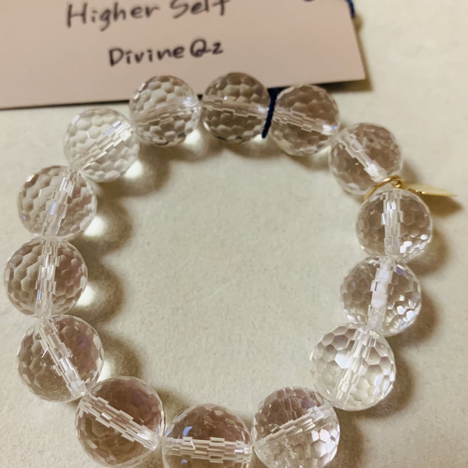 5debbe415b18a5642a8eac8c