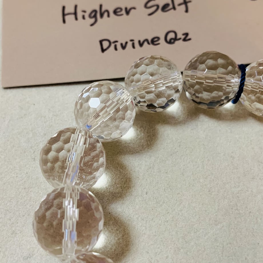 5debbe415b18a5642a8eac8c