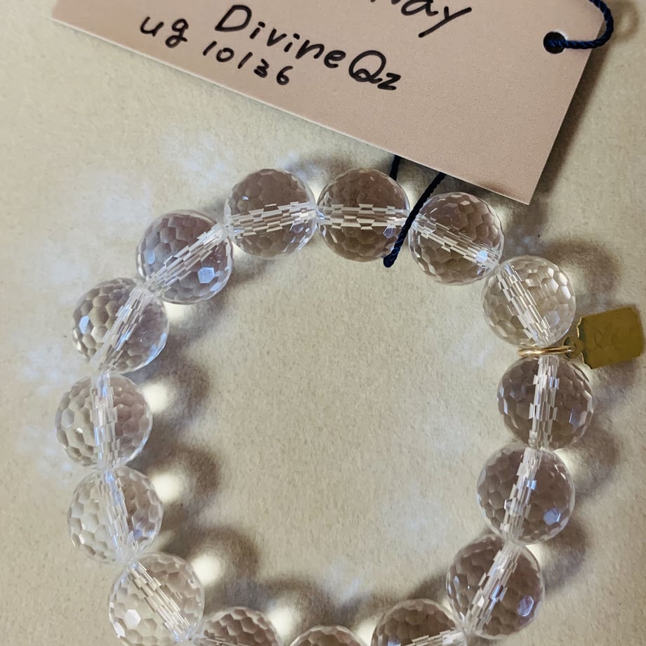 5debbdc4f65aec44998dbe1f