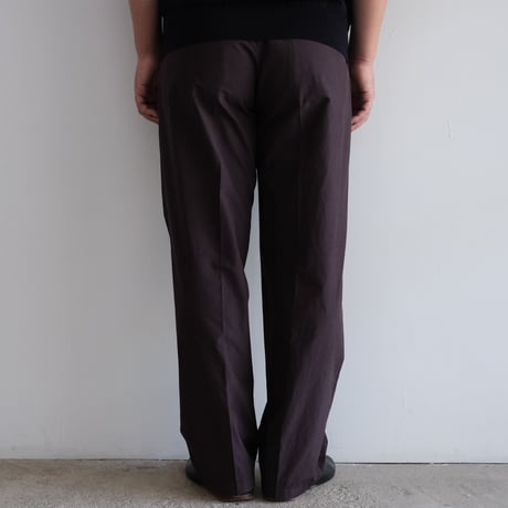AURALEE / GARMENT-DYED FINX SHUTTLE WEATHER ONE-TUCK SLACKS（Men's / Dark Brown））