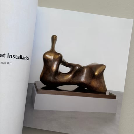 LATE LARGE FORMS / Henry Moore