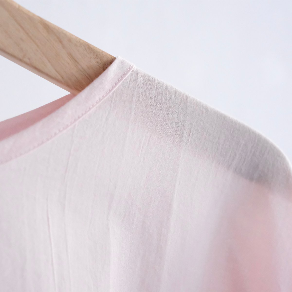 美品】yoli simple wide blouse ピンク Yoli / Simple wide blouse