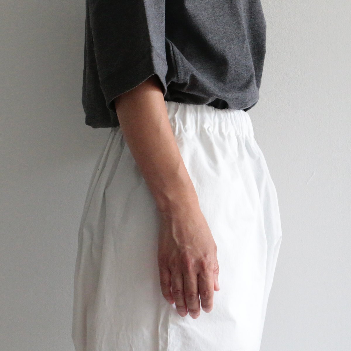 Yoli /Cotton tapered pants （Lady