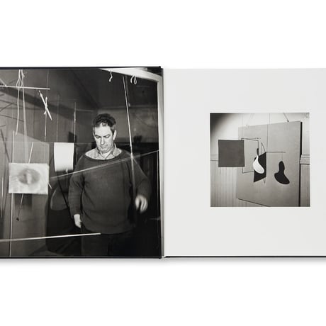 CALDER: SMALL SPHERE AND HEAVY SPHERE ／Alexander Calder