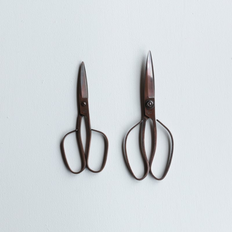 TAjiKA / copper small | archipelago