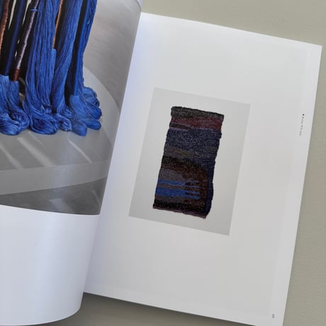 OFF GRID / Sheila Hicks