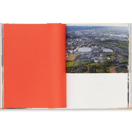 VITRA: THE ANATOMY OF A DESIGN COMPANY /  Deyan Sudjic