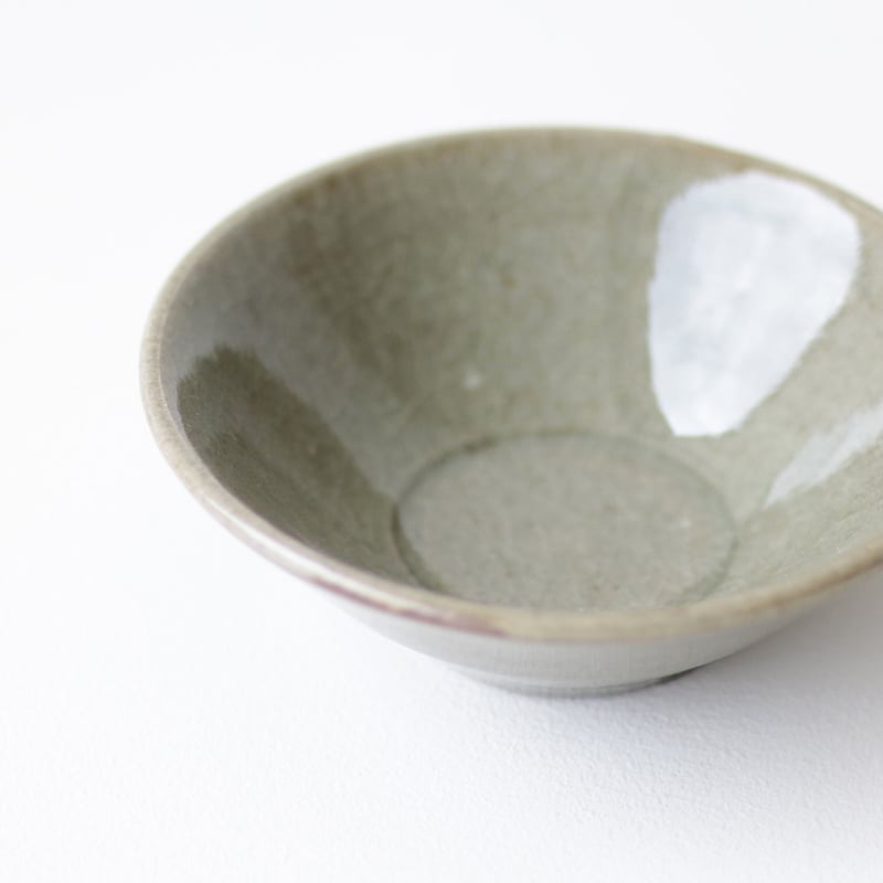 田谷直子/台形小鉢（灰釉グリーン） | archipelago