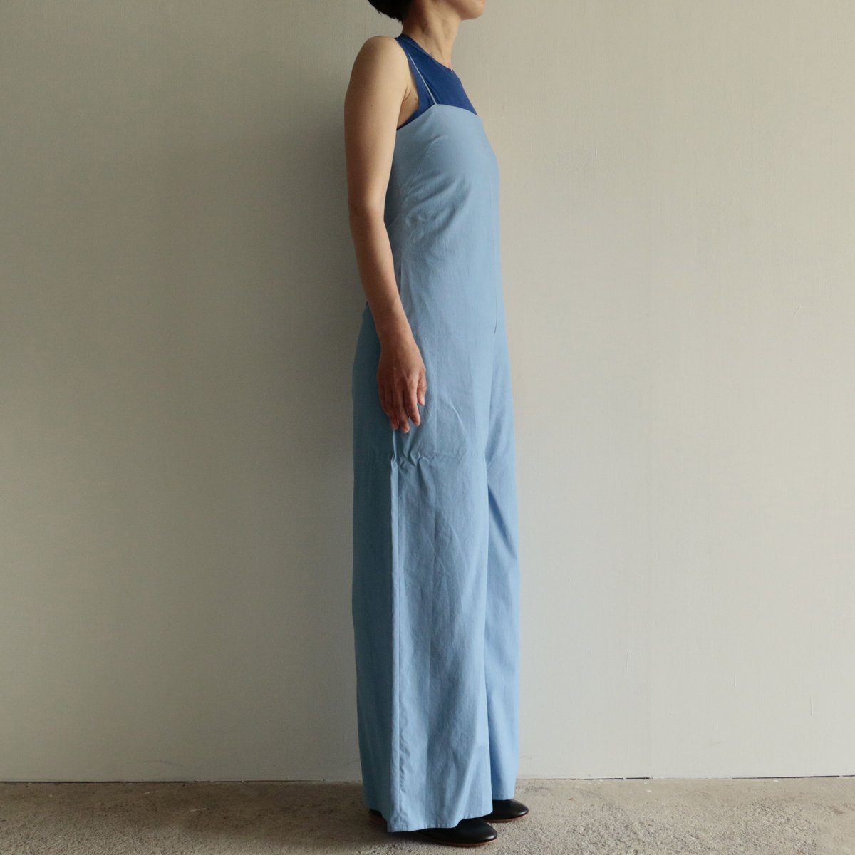 セール中AURALEE WASHEDFINX TWILL ONEPIECE AURALEE / WASHED FINX TWILL JUMPSUIT（Lady's/BLU