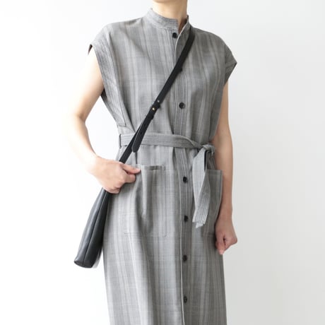archipelago original/ Leather shoulder pouch