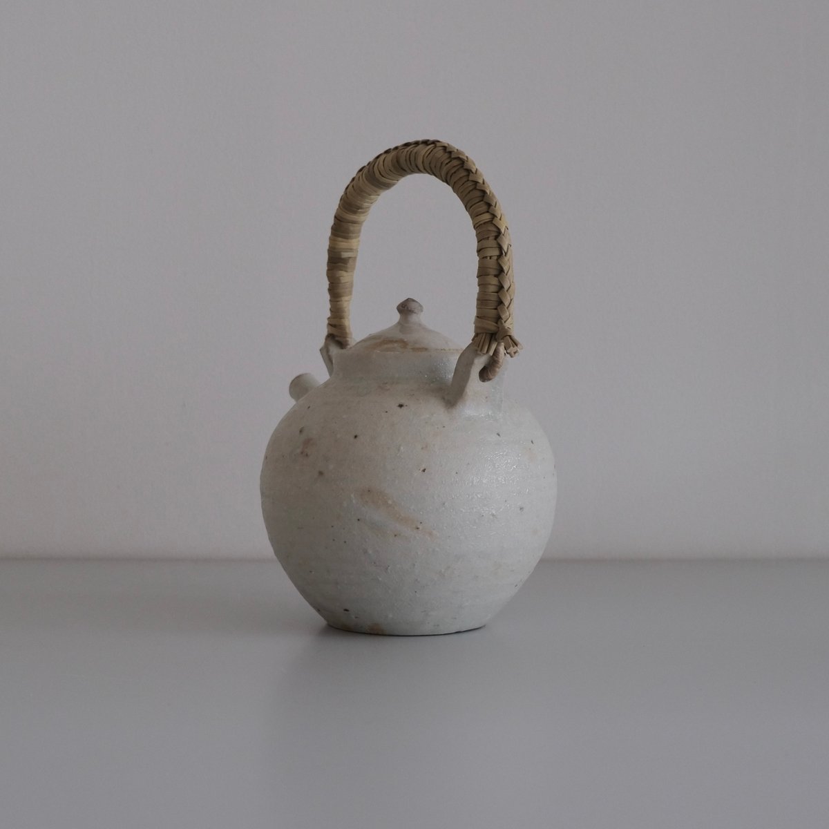 十場あすか/ 土と艸 土瓶（大） | archipelago 