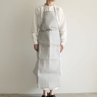 石井すみ子/手織り苧麻布エプロン（墨染め淡）