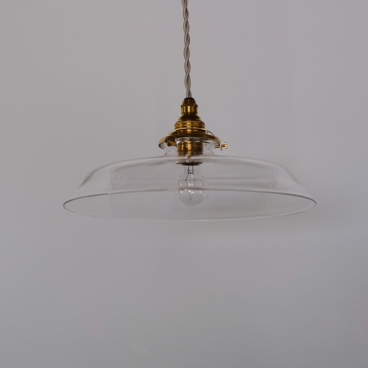 蠣崎マコト　ランプシェード　ガラス　照明 蠣﨑マコト / 63照明（浅型） | archipelago