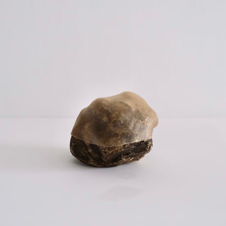 【3月末まで】石黒幹朗 石のオブジェ 石黒幹朗 exhibition「在」を、elävä Ⅰと galleria nolla にて開催