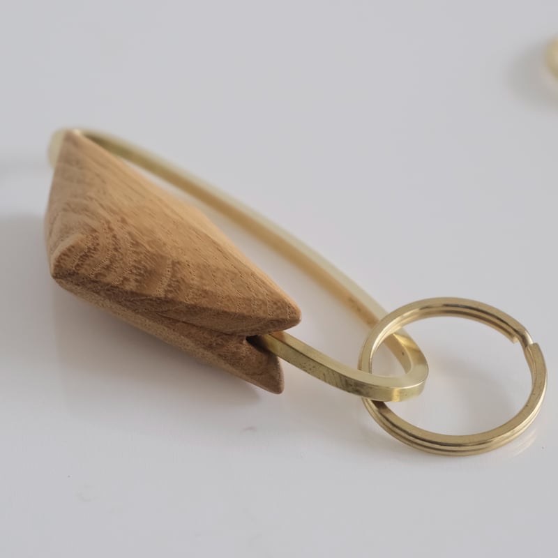 嘉手納重広 / key ring | archipelago