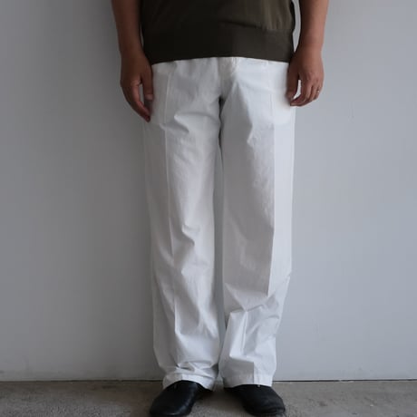 AURALEE / GARMENT-DYED FINX SHUTTLE WEATHER ONE-TUCK SLACKS（Men's / White））