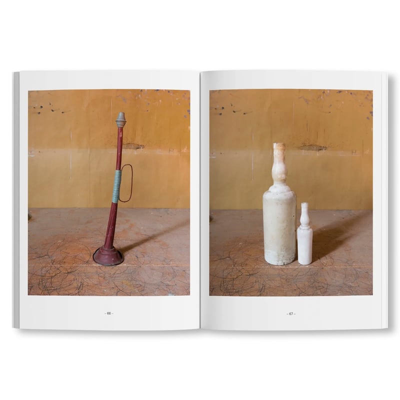 MORANDI'S OBJECTS. THE COMPLETE ARCHIVE OF CASA