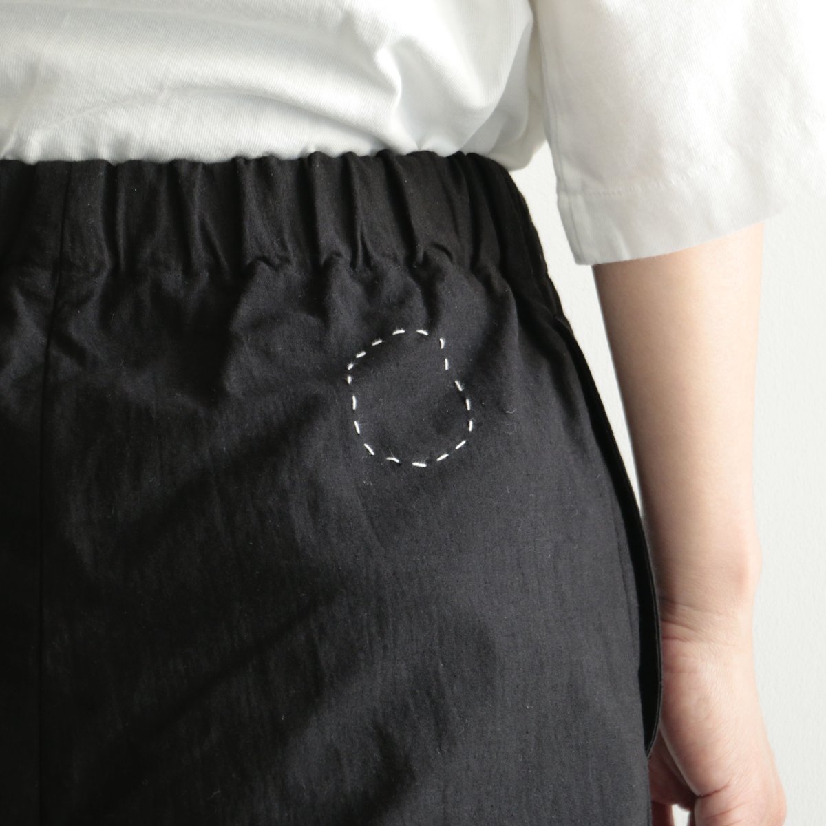 COSMIC WONDER / Classic back satin folk pants(M COSMIC WONDER / Classic back satin folk pants(M